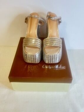 Only Maker Silver Rhinestone Platform Heels Glam Party Shoes Size 6